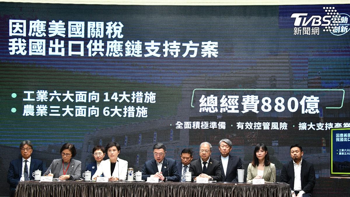 政院拋880億救產業，商總理事長許舒博則認為政府應思考如何協助業者降低成本。（圖／胡瑞麒攝）