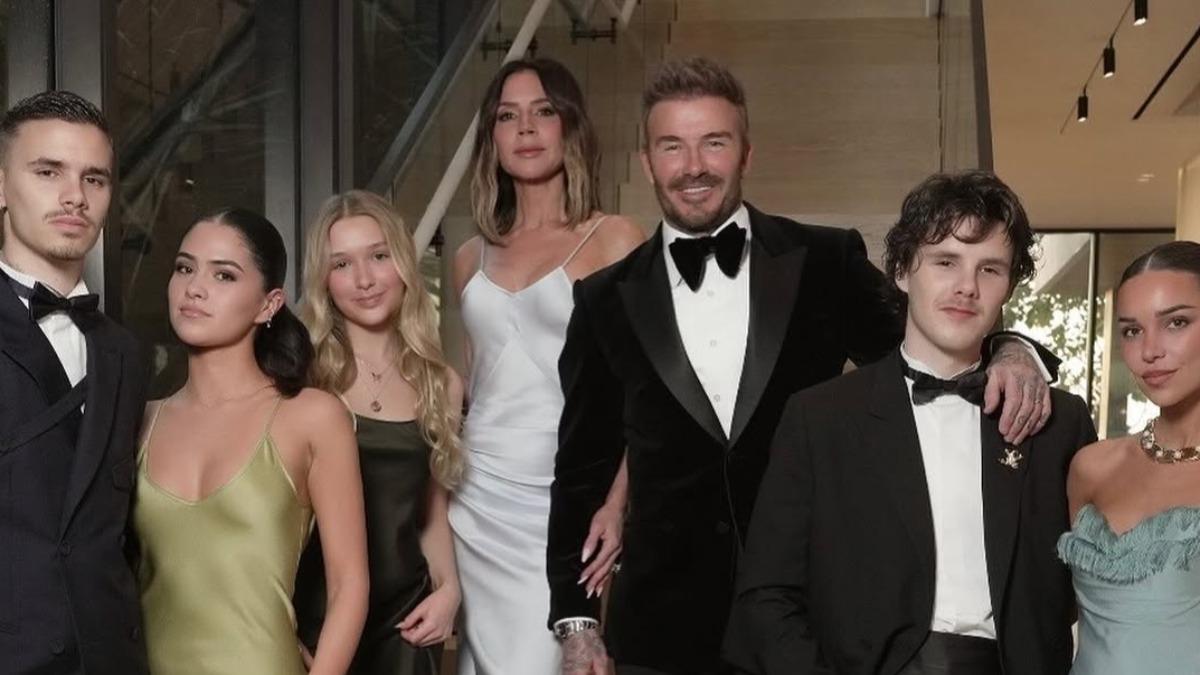 貝克漢曬出的照片中獨缺大兒子布魯克林和妮寇拉。（圖／翻攝自Instagram@davidbeckham）