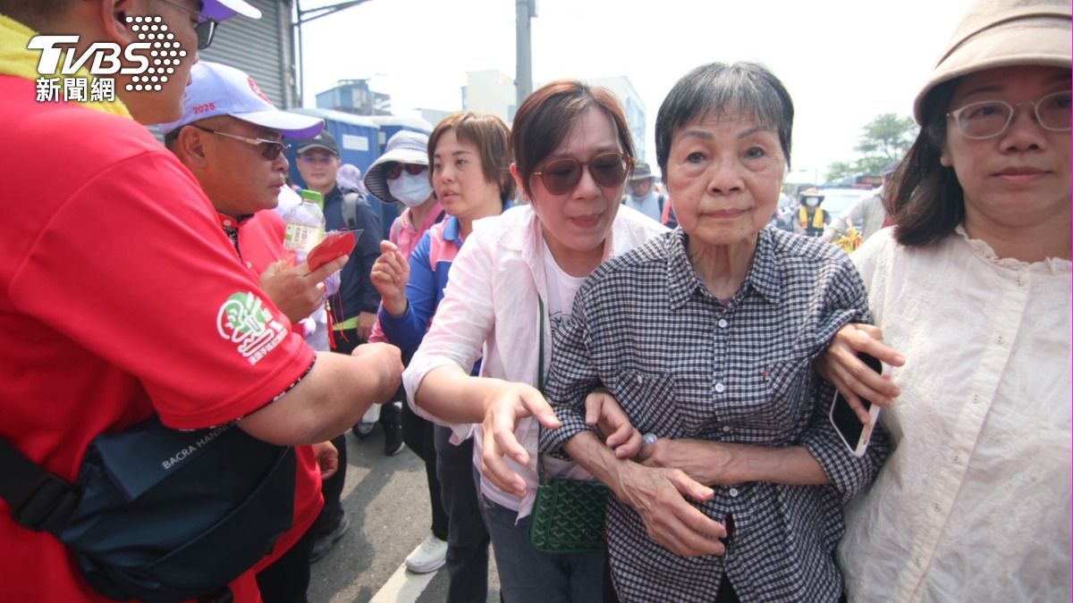 婦人順利康復。（圖／TVBS）