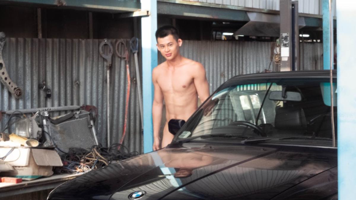 全片有超過100個露點畫面。（圖／攝露士提供）