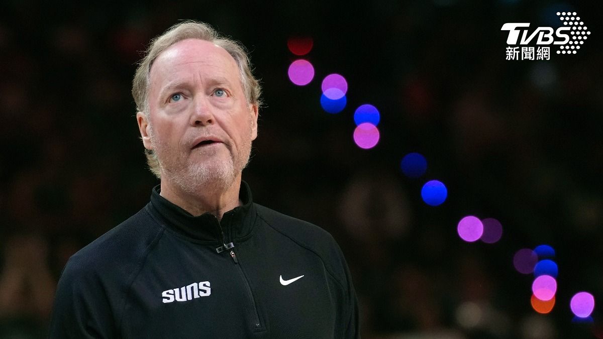 太陽在總教練布登霍爾澤帶領下，連附加賽都擠不進去，恐因戰績不佳下台。（圖／達志影像美聯社）