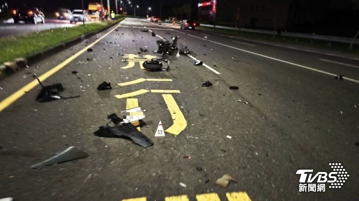 機車支離破碎，42歲娜姓印尼籍女移工身亡。（圖／TVBS）