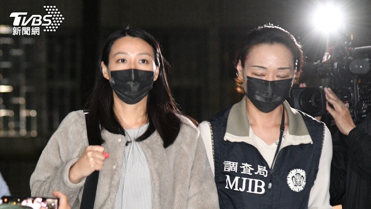 劉思吟移送北檢復訊。（圖／胡瑞麒攝）
