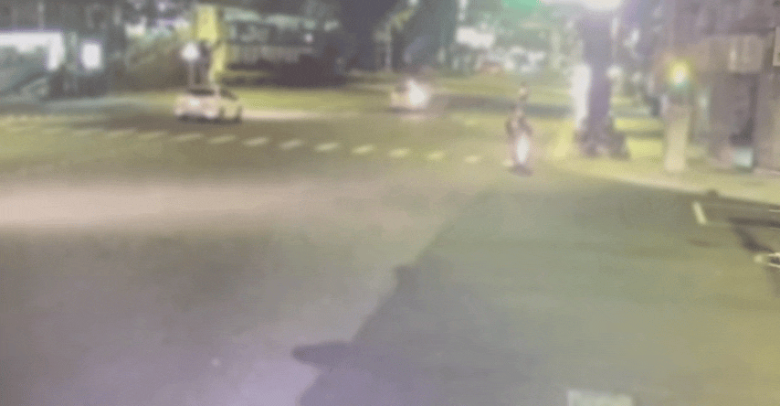 車禍撞擊瞬間。（圖／TVBS）