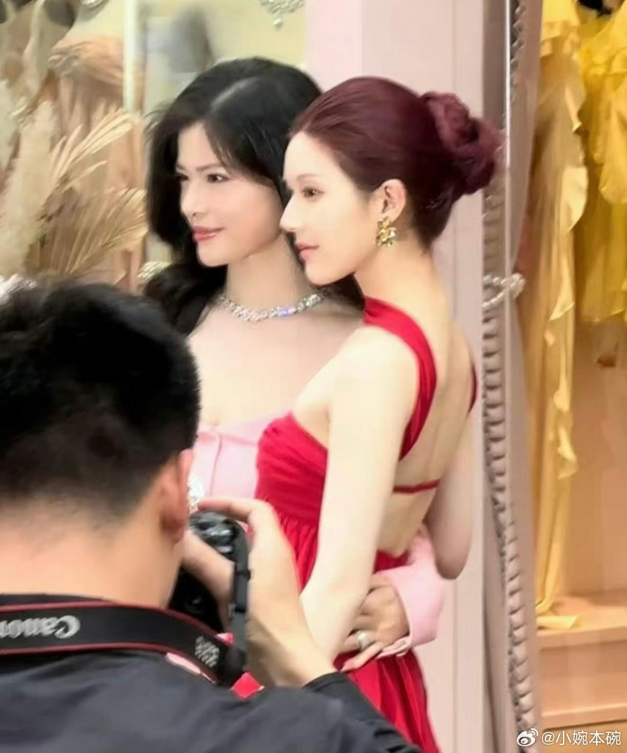 網路流傳趙露思近期側面照，再掀起整形討論。（圖／翻攝自微博@小婉本碗）