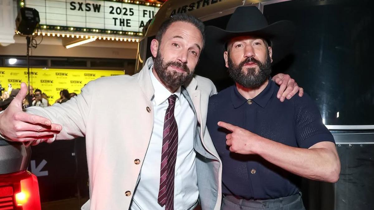 班艾佛列克、強柏恩瑟戲裡戲外都有好交情。（圖／翻攝自官方IG）