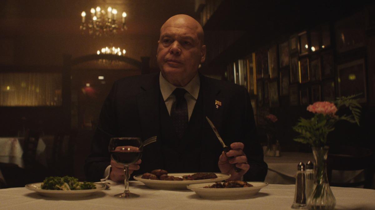 經典反派「金霸王」終於在《夜魔俠：重生》首季完結篇展現真面目。（圖／Disney+提供）