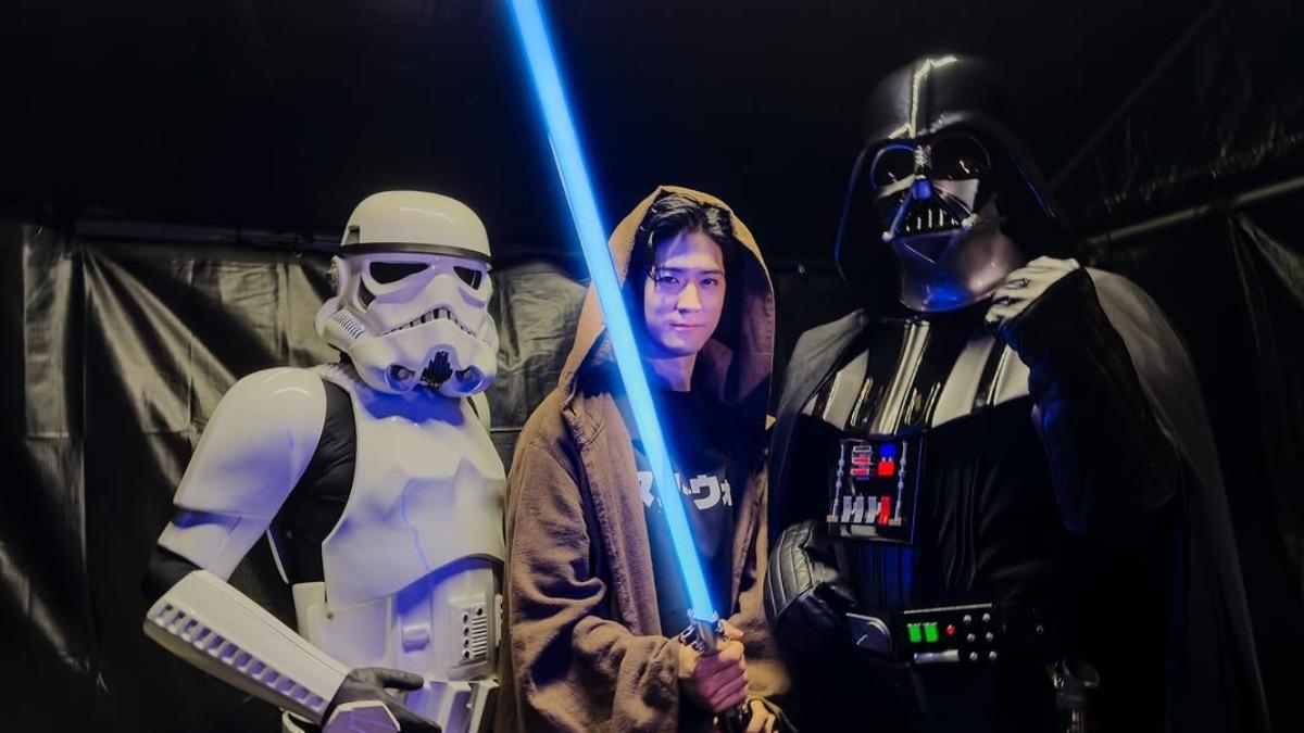 日本偶像男團Hey! Say! JUMP成員中島裕翔也是多年的星戰迷。（圖／翻攝自IG）