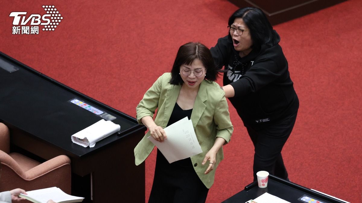 林淑芬不斷要黃國昌提倒閣。（圖／華子琛攝）