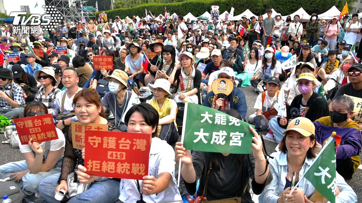 現場不少青年參與。（圖／胡瑞麒攝）