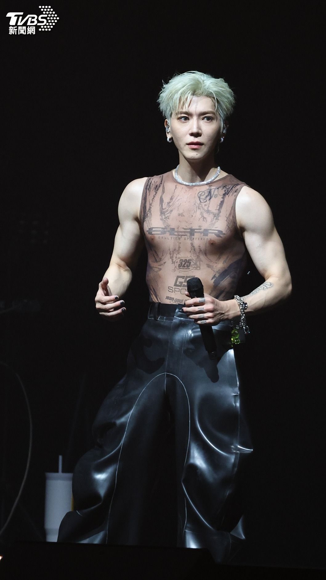 Bii露出好身材。（圖／張哲鳴攝）