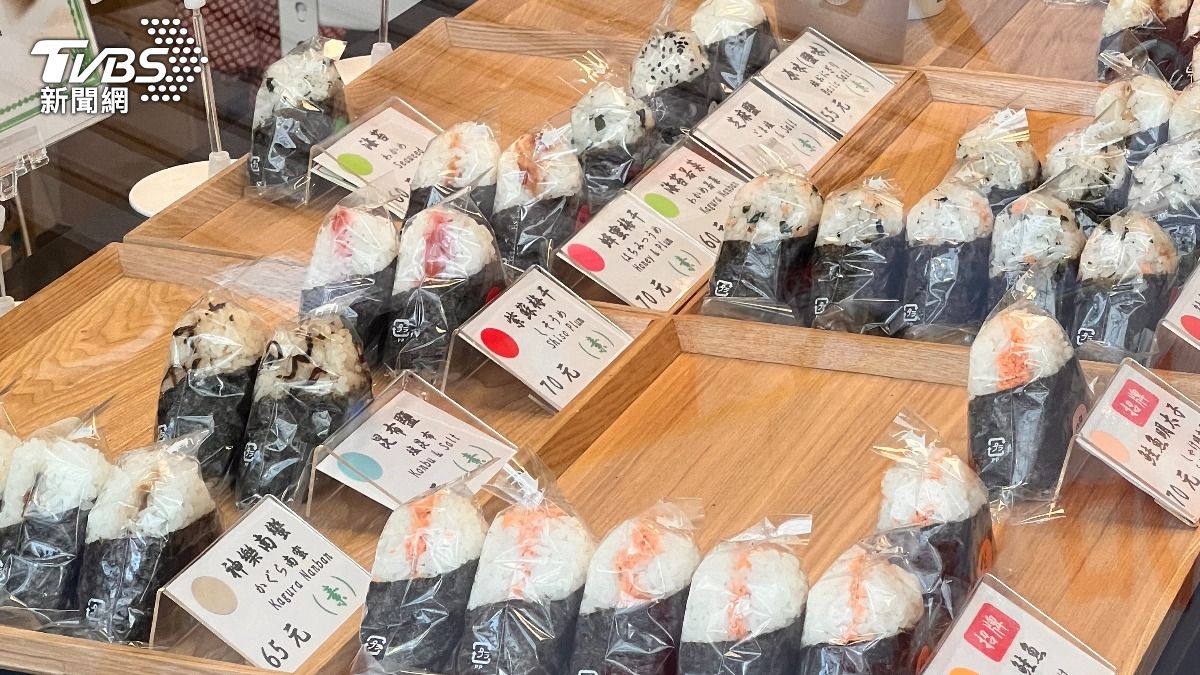 夫妻在高雄鼓山區青海路上租了一間店面經營飯糰。（圖／TVBS）