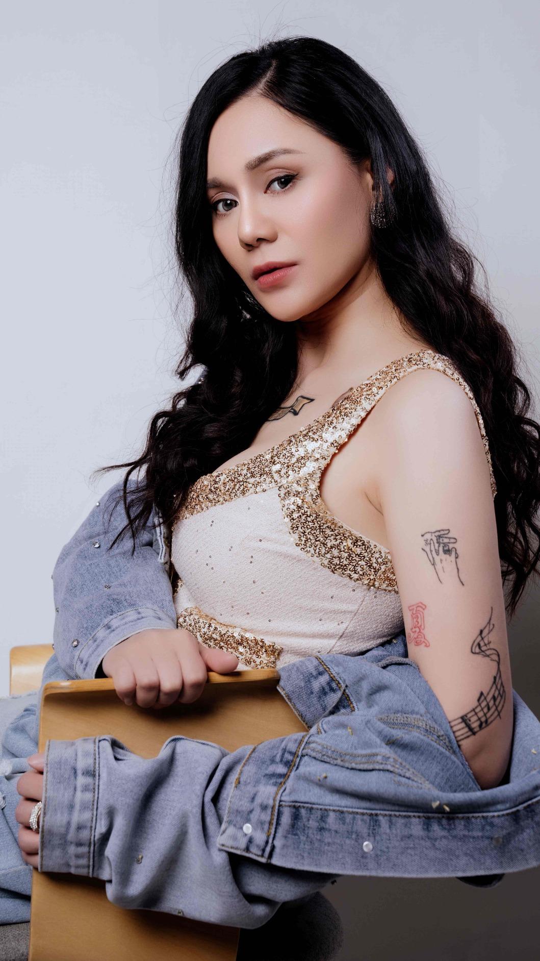 琳娜推出新歌。（圖／日天昊娛樂提供）