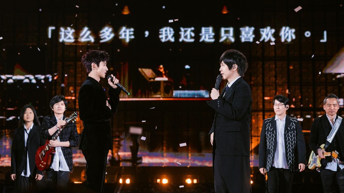 五月天天津場嘉賓找來白敬亭。（圖／相信音樂提供）
