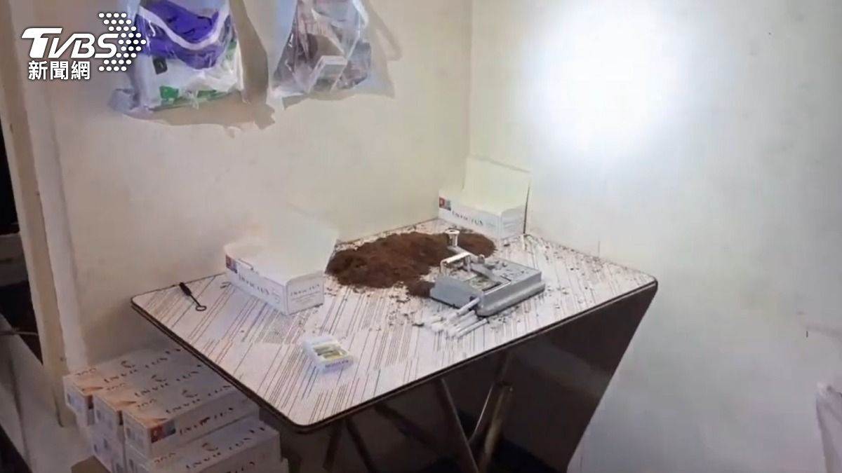 警方攻堅汽車旅館，意外查獲製毒工廠。（圖／TVBS）