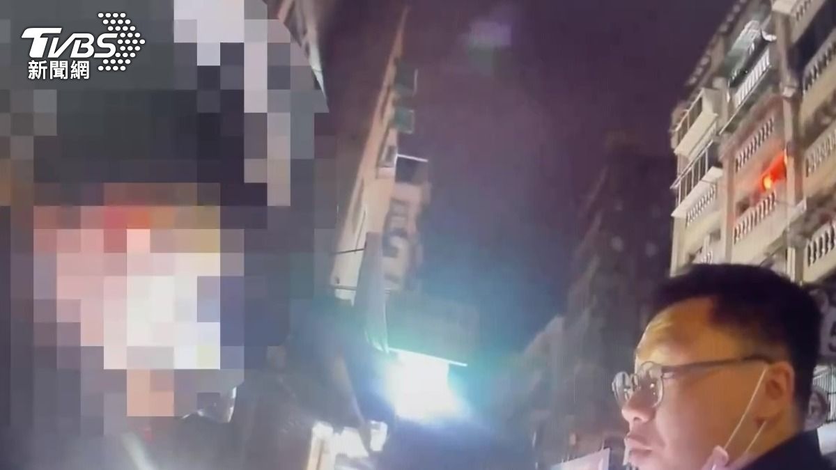 警方進一步追查發現嫌犯遭到通緝，3年來冒用身分躲藏。（圖／TVBS）