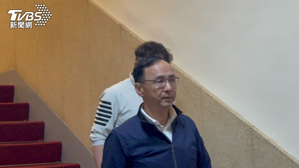 國民黨主席朱立倫赴立法院拜會韓國瑜。（圖／陳怡潔攝）