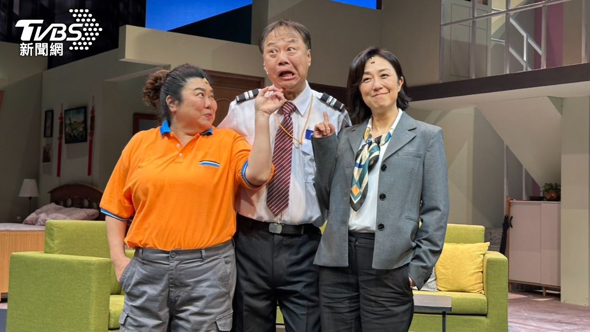 陳希聖（中）將婚變過往搬上檯面。（圖／陳郁文攝）