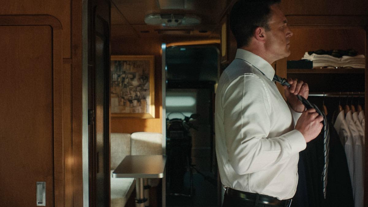 班艾佛列克在《會計師2》再度回歸演出會計師殺手。（圖／華納兄弟提供）