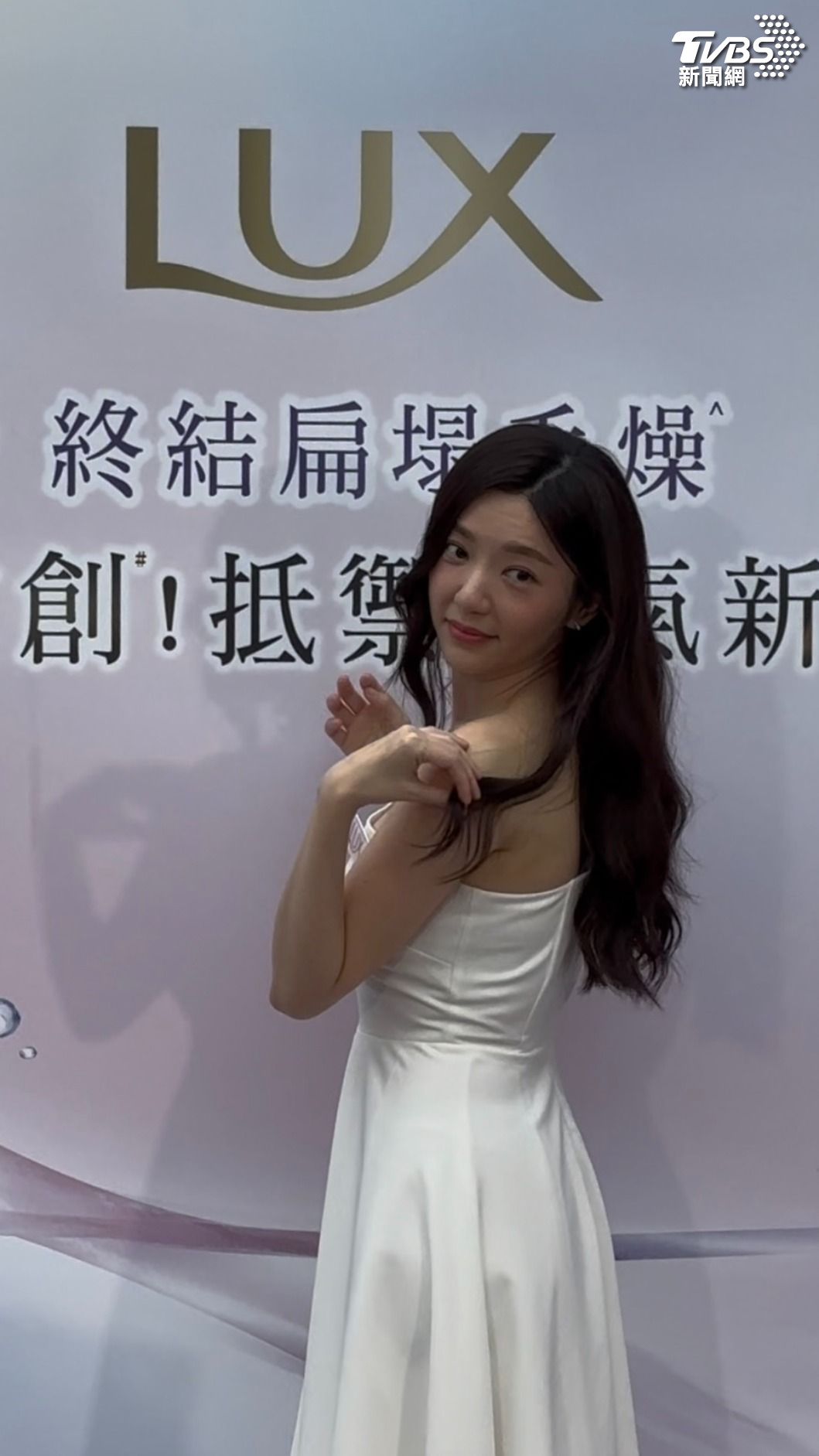 郭雪芙圓夢接下髮品代言。（圖／陳郁文攝）