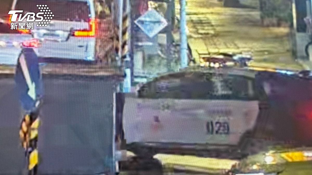 警方獲報出動前往協尋。（圖／TVBS）