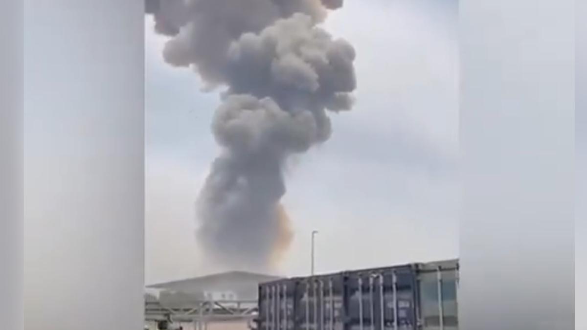 伊朗港口傳出爆炸，目前死傷不明。（圖／取自X）