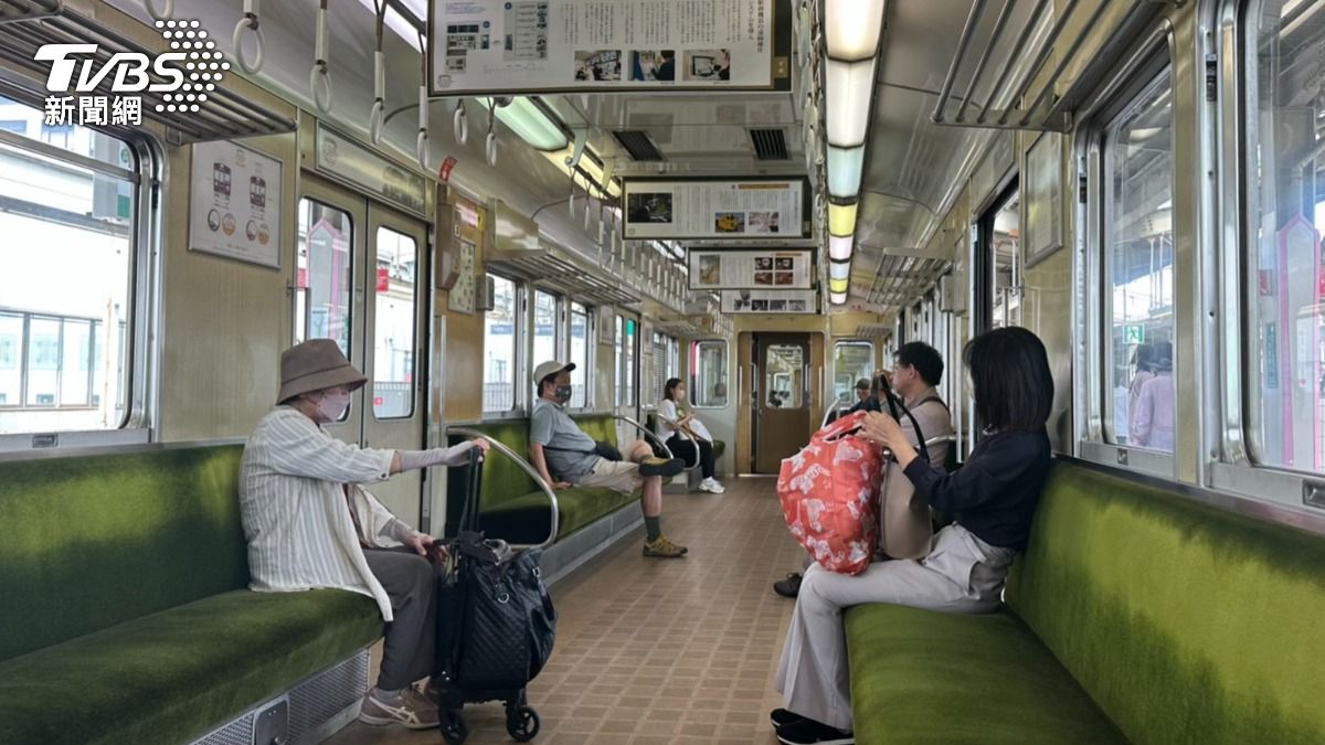 日本人平均壽命比台灣人多出近五歲。（圖／蘇憶歡攝）