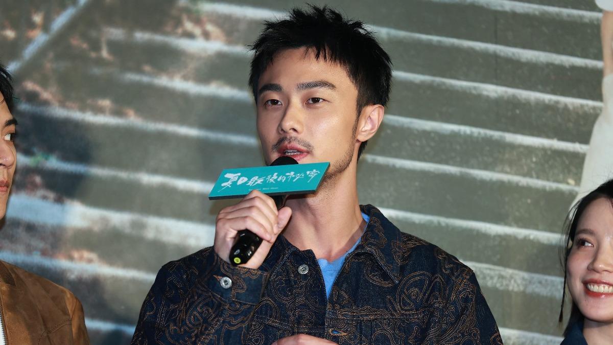 施柏宇難得秀出落腮鬍。（圖／記者黃城碩攝影）