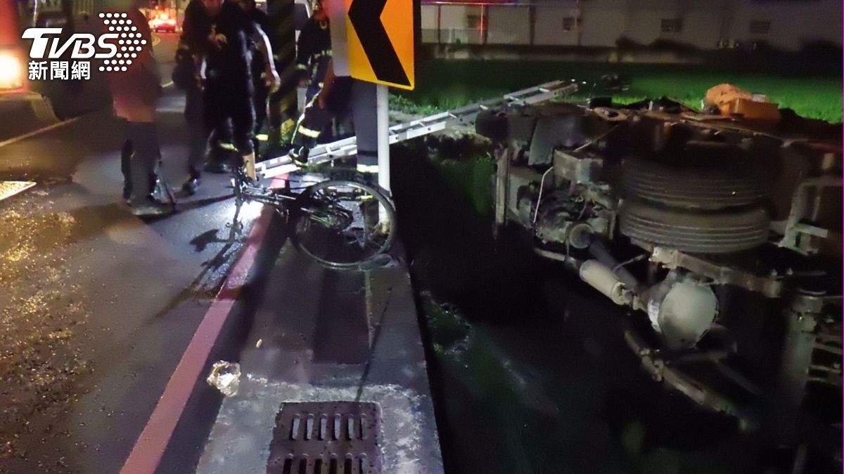 腳踏車駕駛黃男宣告不治。（圖／TVBS）