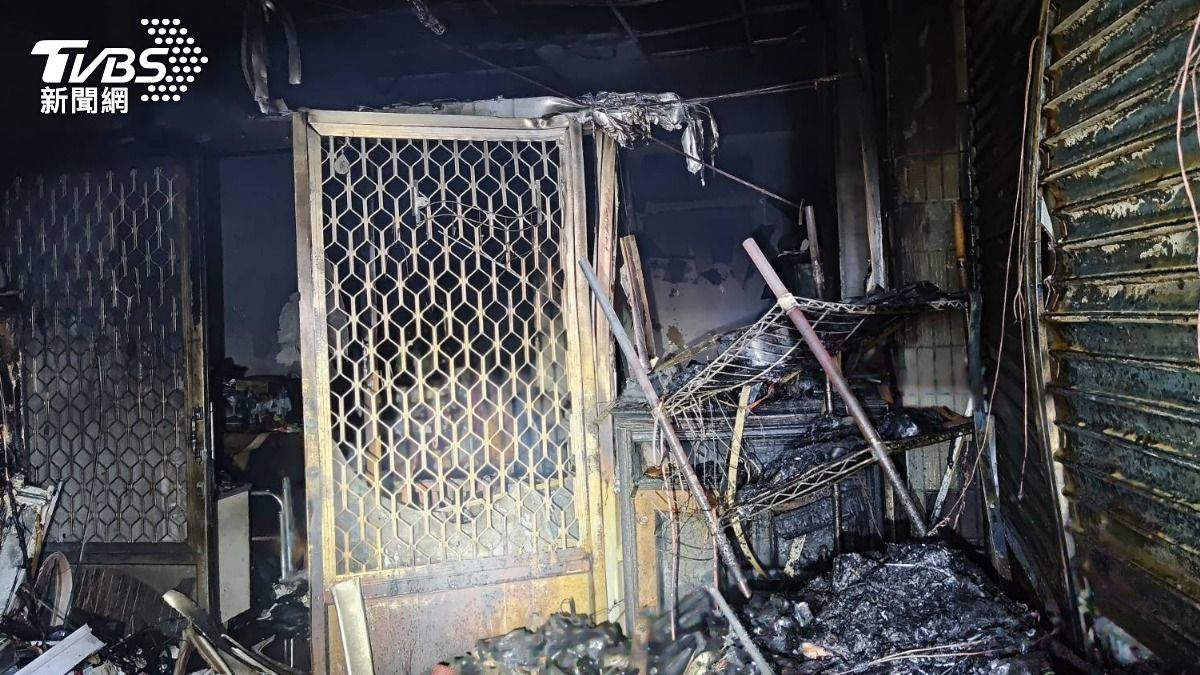 台東市雲南路透天厝民宅火警。（圖／TVBS）