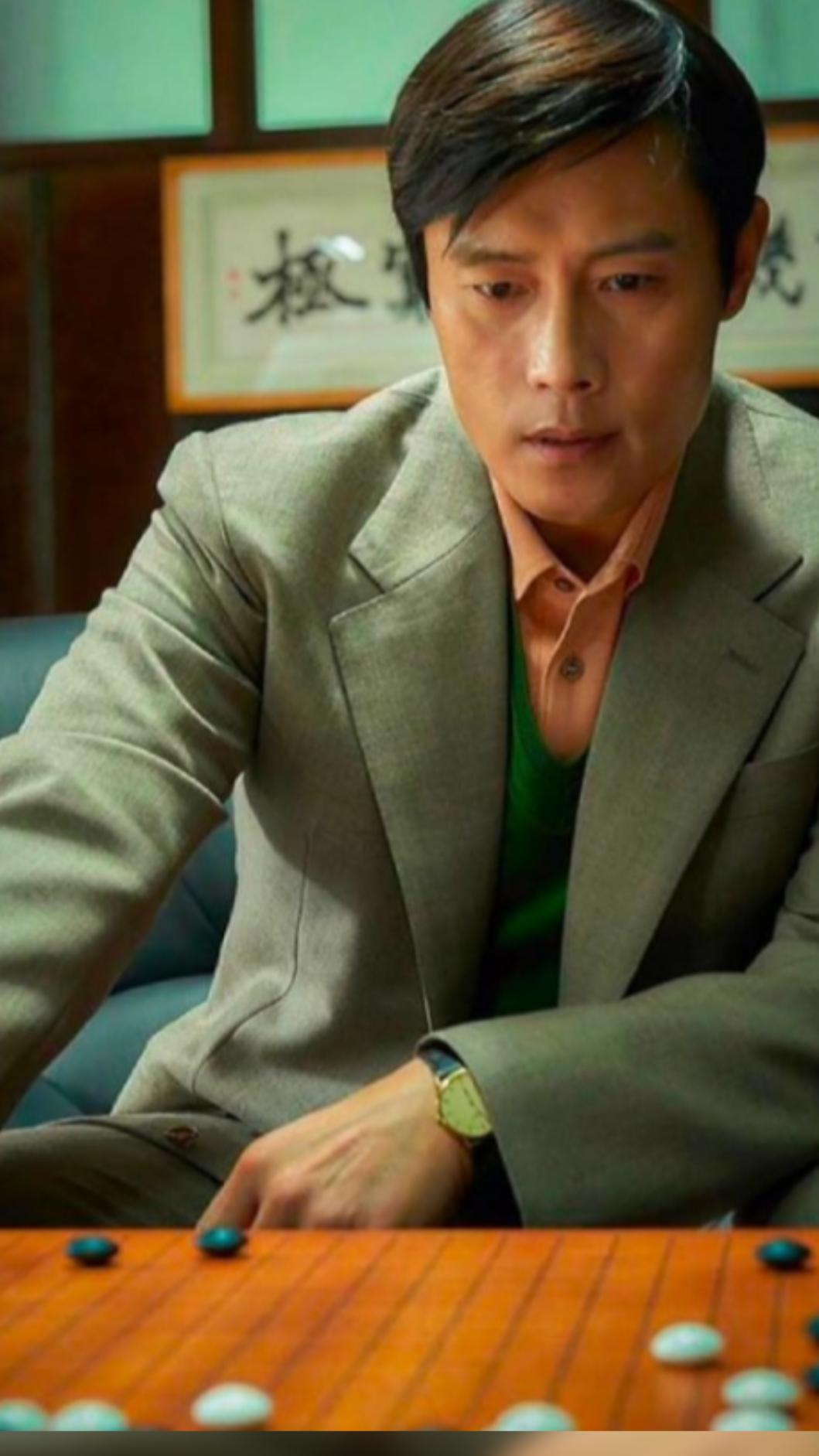李炳憲在《終極對弈》飾演棋王。（圖／翻攝自IG）