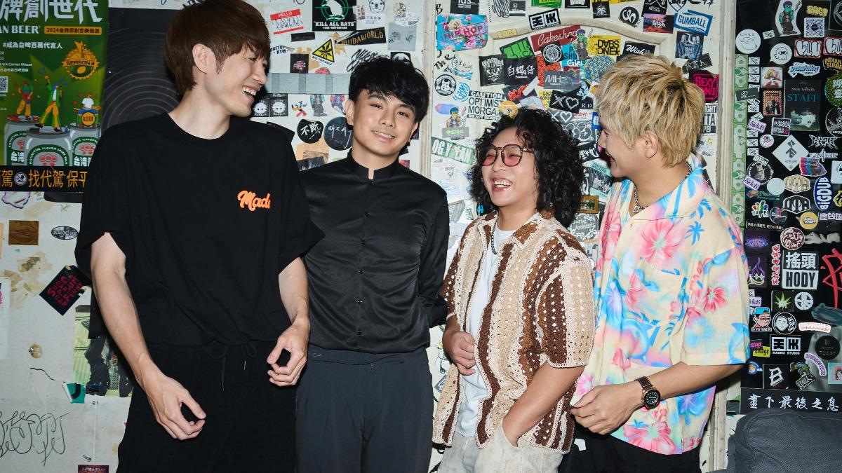 羅文裕(右起)和潘信維、楊肅浩以及蕭閎仁一起彩排。(圖/時刻娛樂提供)