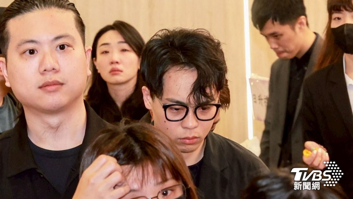 賀瓏到場致意。(圖/趙世平攝)