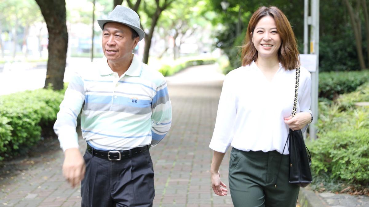 蘇晏霈（右）、游安順多年後再度搭檔默契依舊。（圖／民視提供）