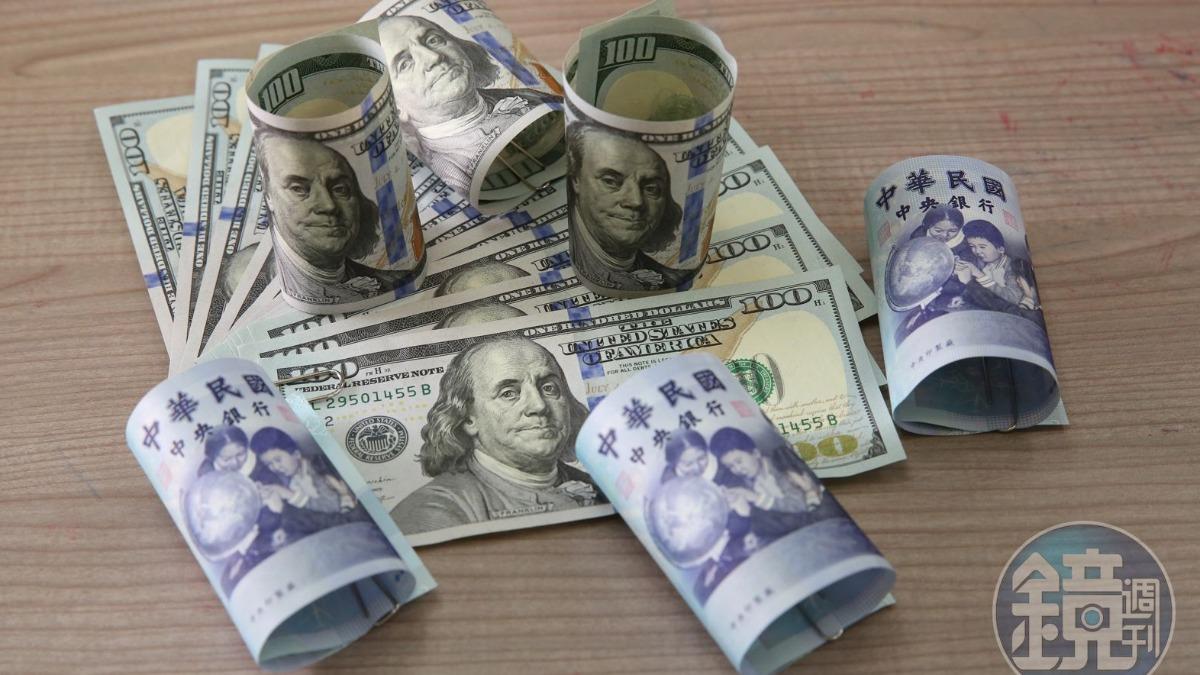 台幣強升3／現在該手刀搶美元？ 外匯專家：台幣漲勢凶猛還沒要停│TVBS新聞網