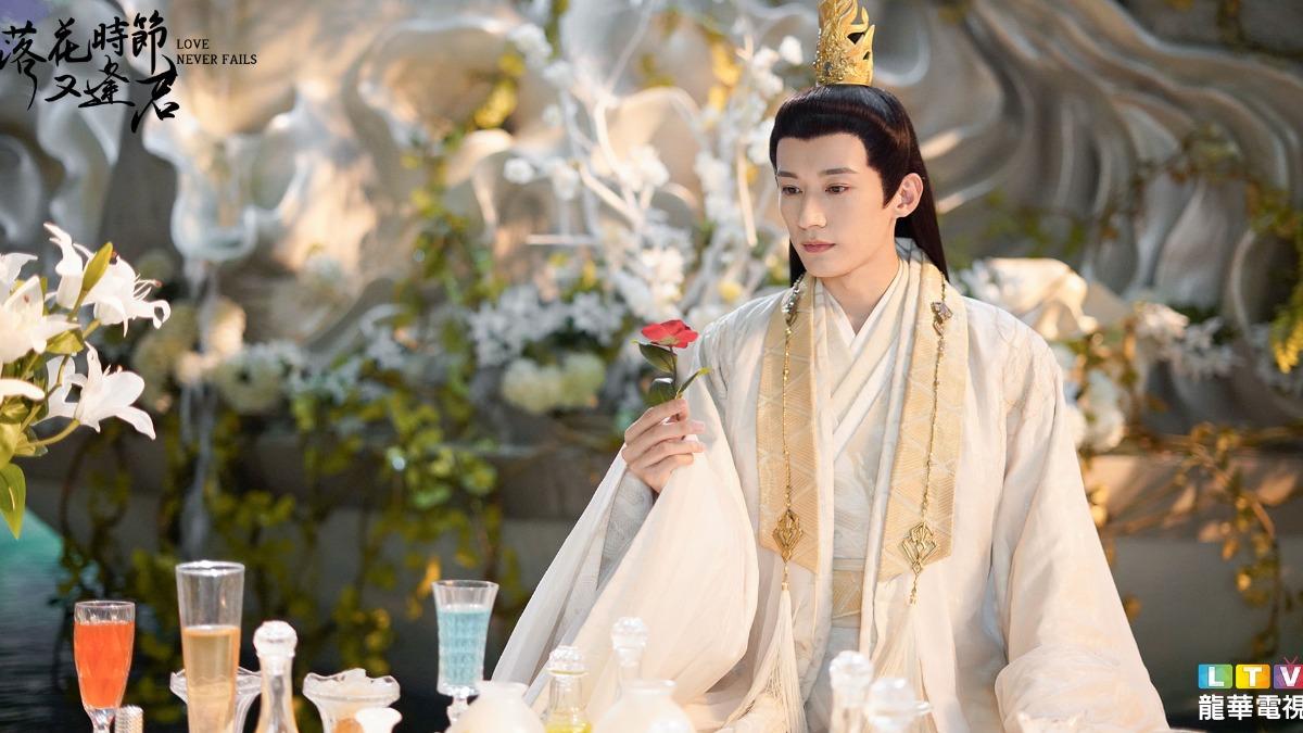 劉學義被封為「神仙專用戶」。(圖/龍華電視提供)