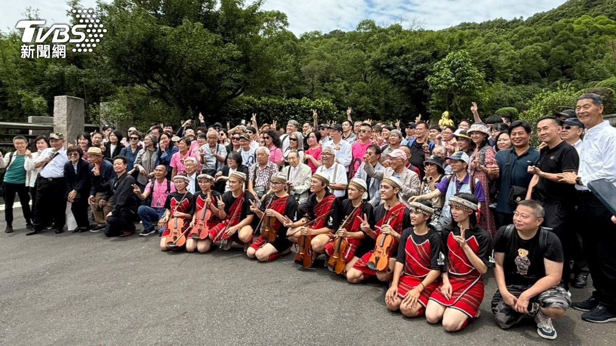 鄧麗君離世30年，粉絲齊聚筠園緬懷。（圖／陳薈涵攝）