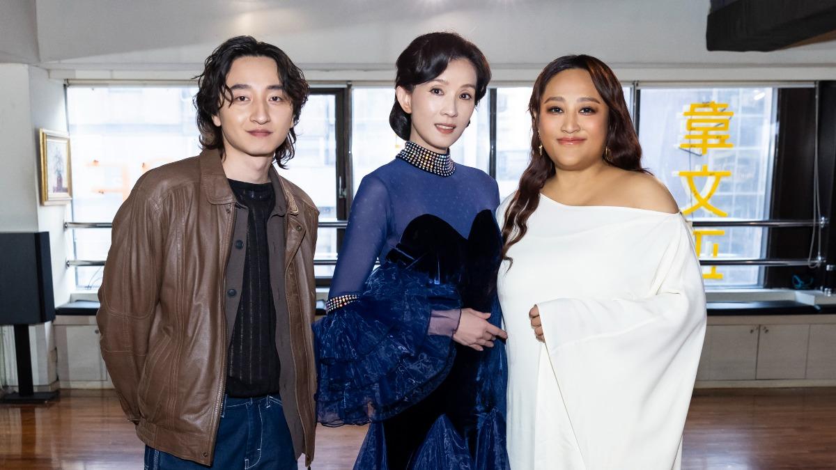 林政勳（左）、葉全真演出家家新歌MV。（圖／相信音樂提供）