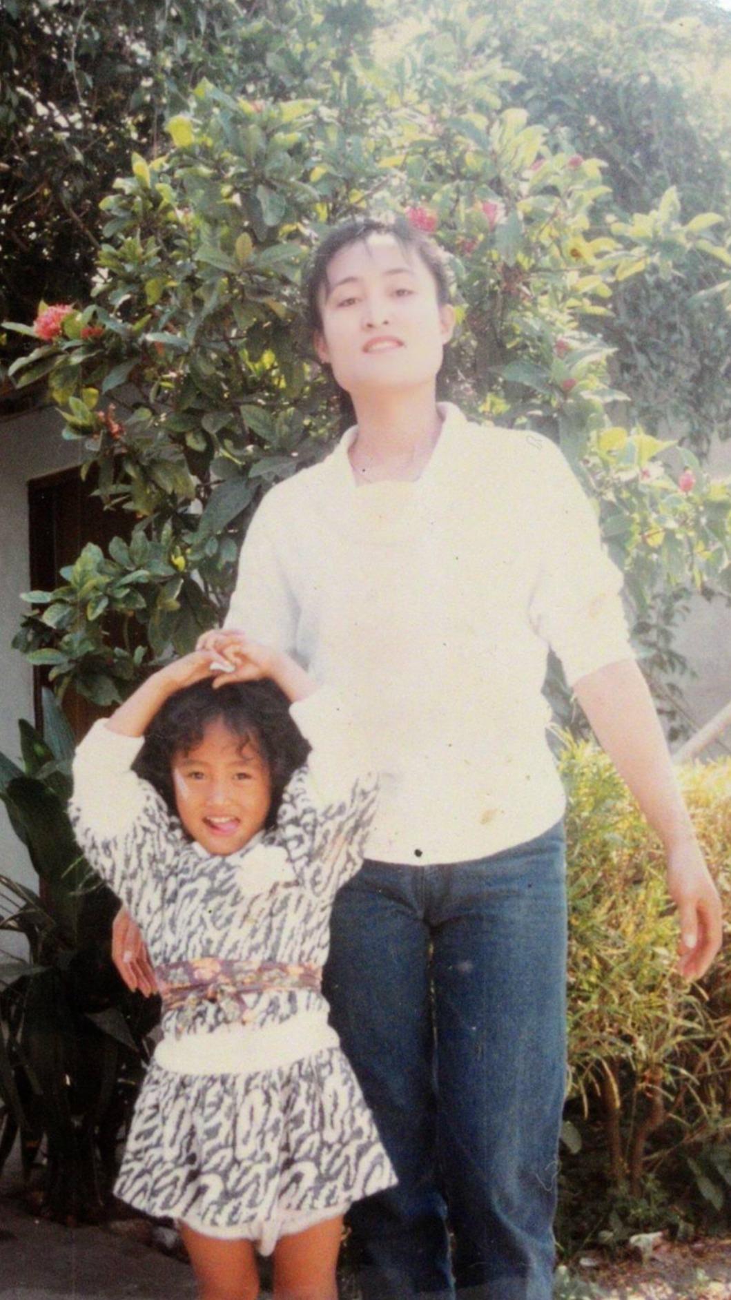 家家吐露對媽媽的思念。（圖／相信音樂提供）