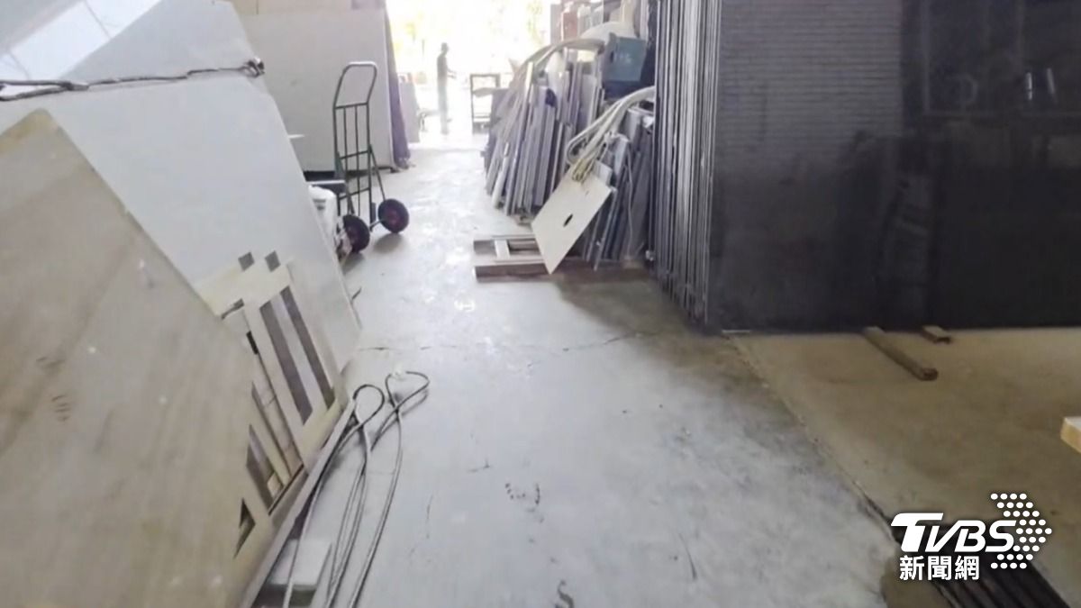 石材廠業者低調回應,「不知道外籍外勞為什麼有這麼多錢」 。(圖/TVBS)