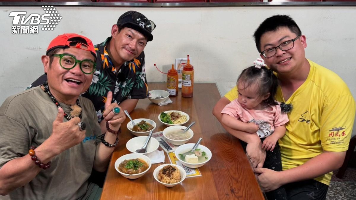 許效舜和威廉剛好在彰化北斗錄節目。（圖／北斗肉圓生提供）