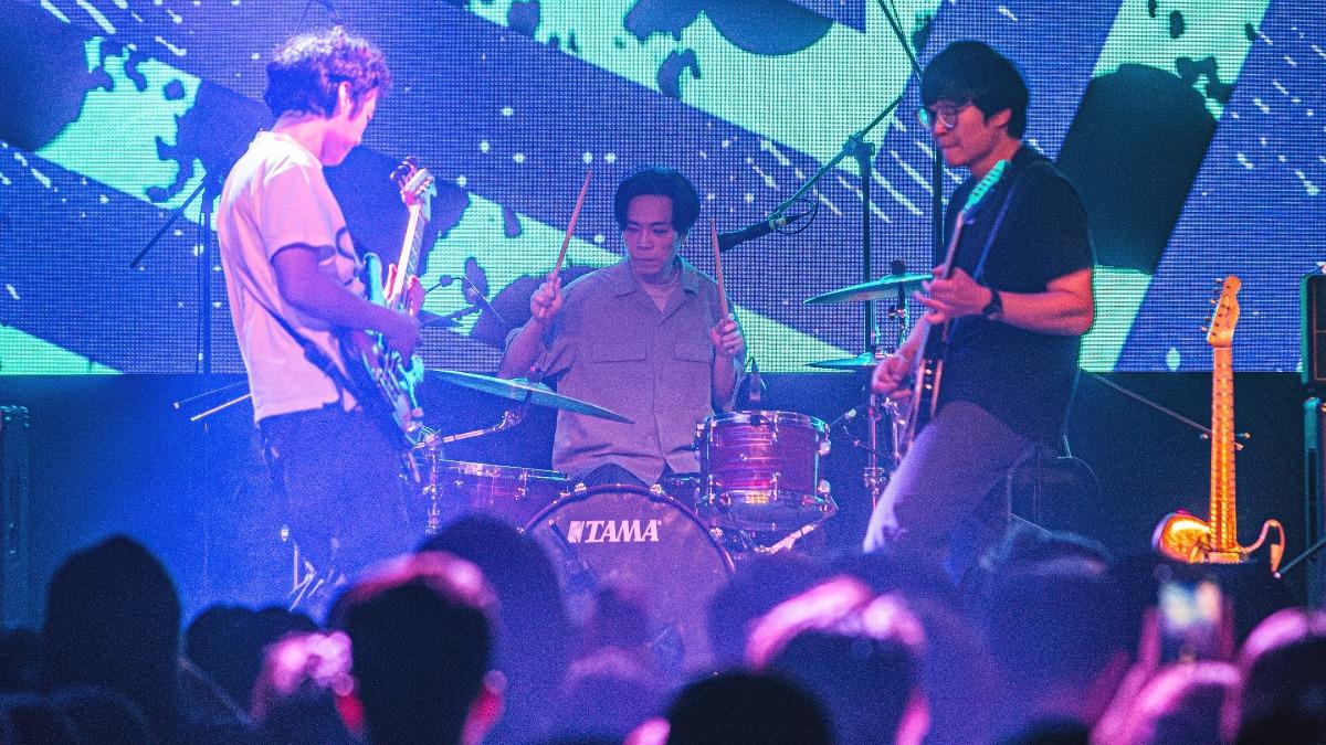 拍謝少年唱出道地台語氣口。(圖/北流提供)
