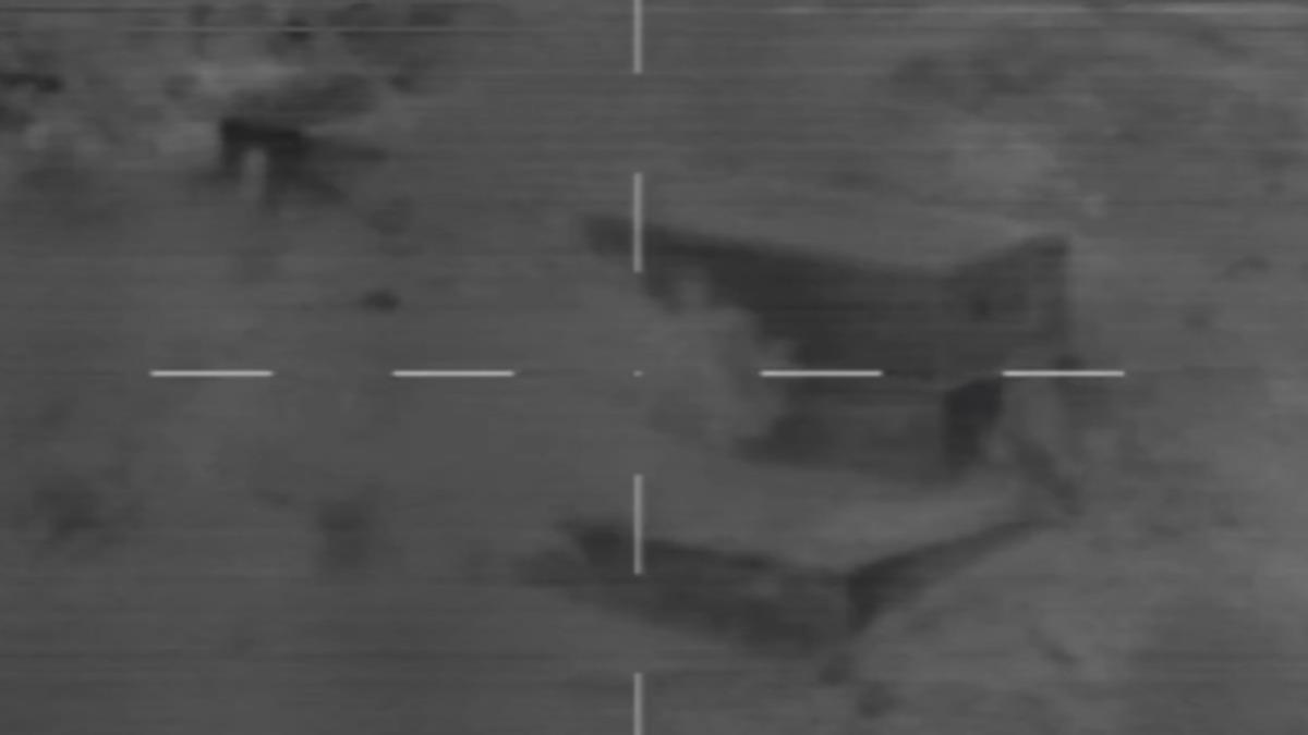 印度公開炸毀巴基斯坦軍事設施畫面。（圖／翻攝自 X @adgpi）