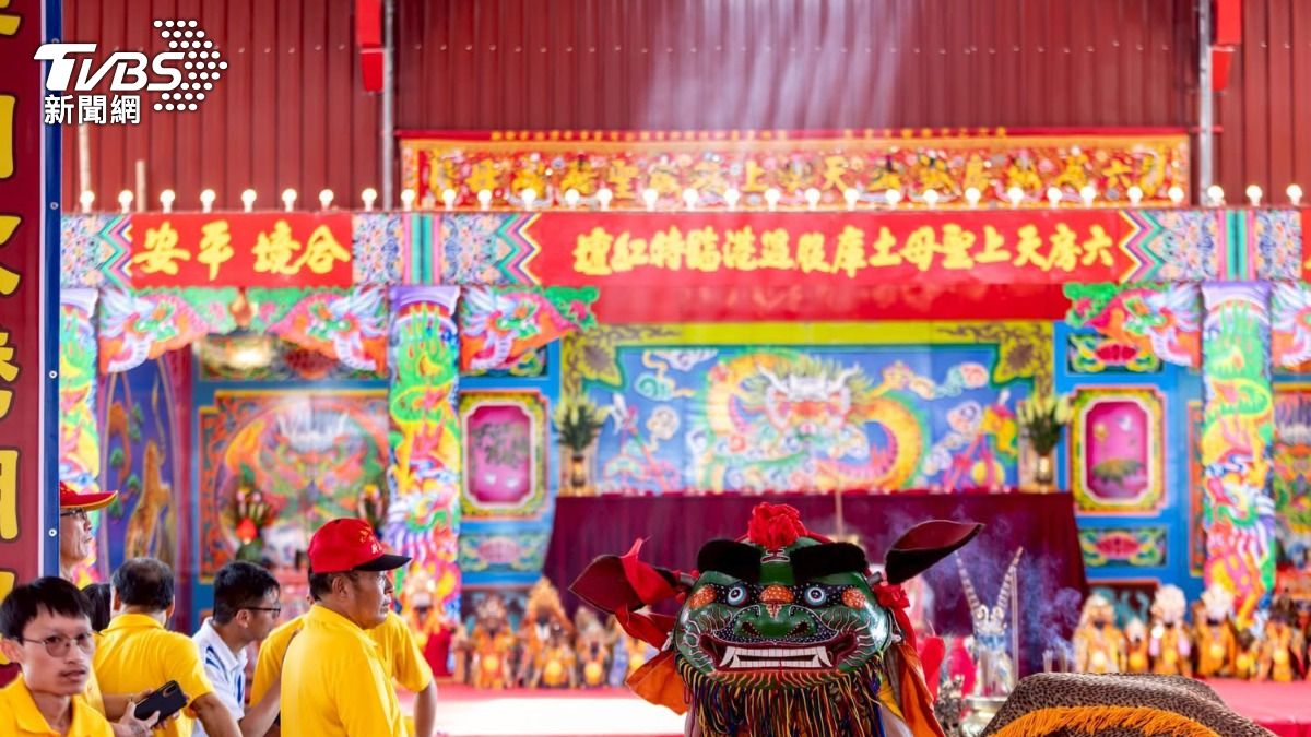 土庫股臨時紅壇。(圖/社團法人中華民國六房媽會)
