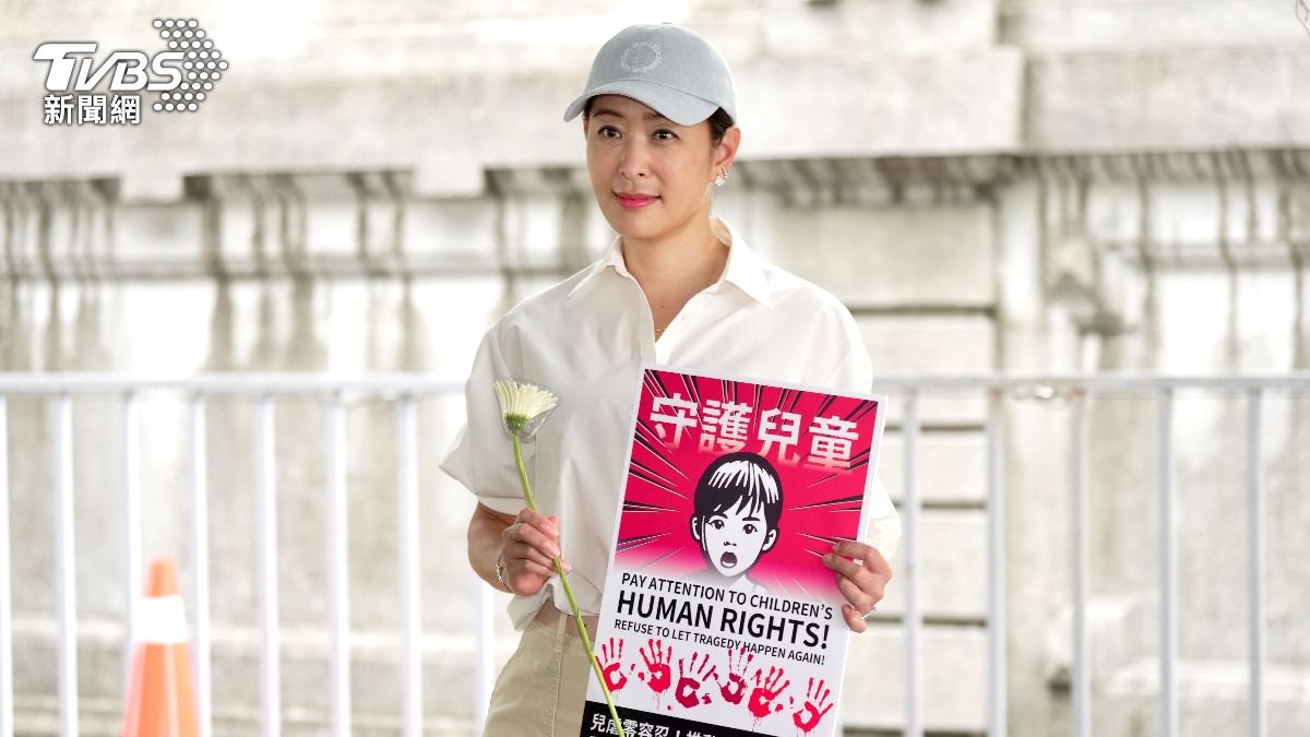 台北101董事長賈永婕10日出席護兒遊行。（圖／華子琛攝）