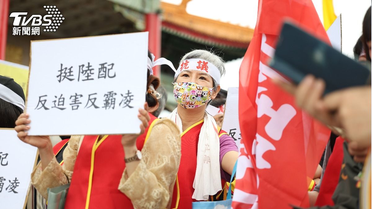 陸配上街頭要跟其他外配像是印尼、越南等國有同樣的待遇。（圖/華子琛攝）