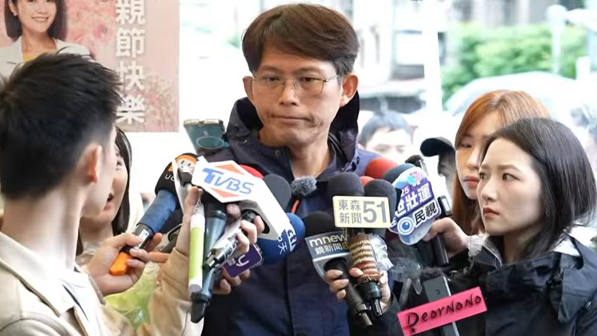 黃國昌今日上午受訪。（圖／翻攝自民眾之聲）