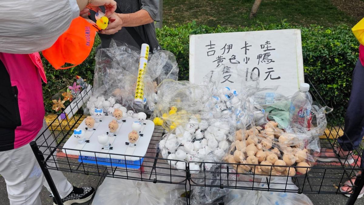 白沙屯媽祖進香！又見「盜版吉伊卡哇」僅售10元　兩派人馬吵翻