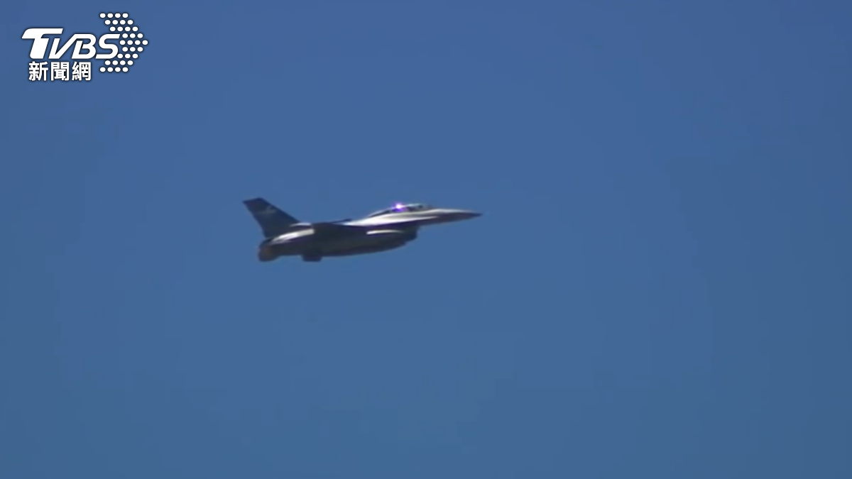台戰機能抗「殲-10」？　專家：幻象、IDF恐吃力
