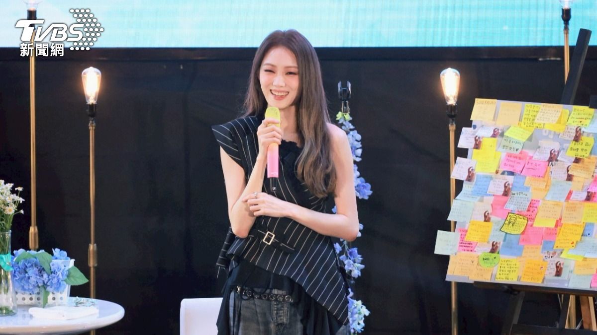 李聖經來台舉辦見面會，被粉絲們的反應逗笑。（圖／趙世平攝）